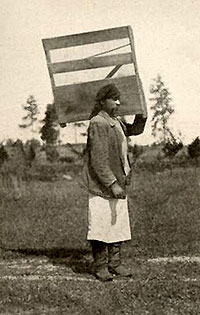 ����������