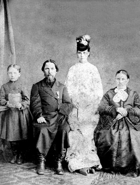 �������