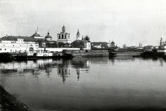 Спасо-Преображенский монастырь вид с реки Которосль